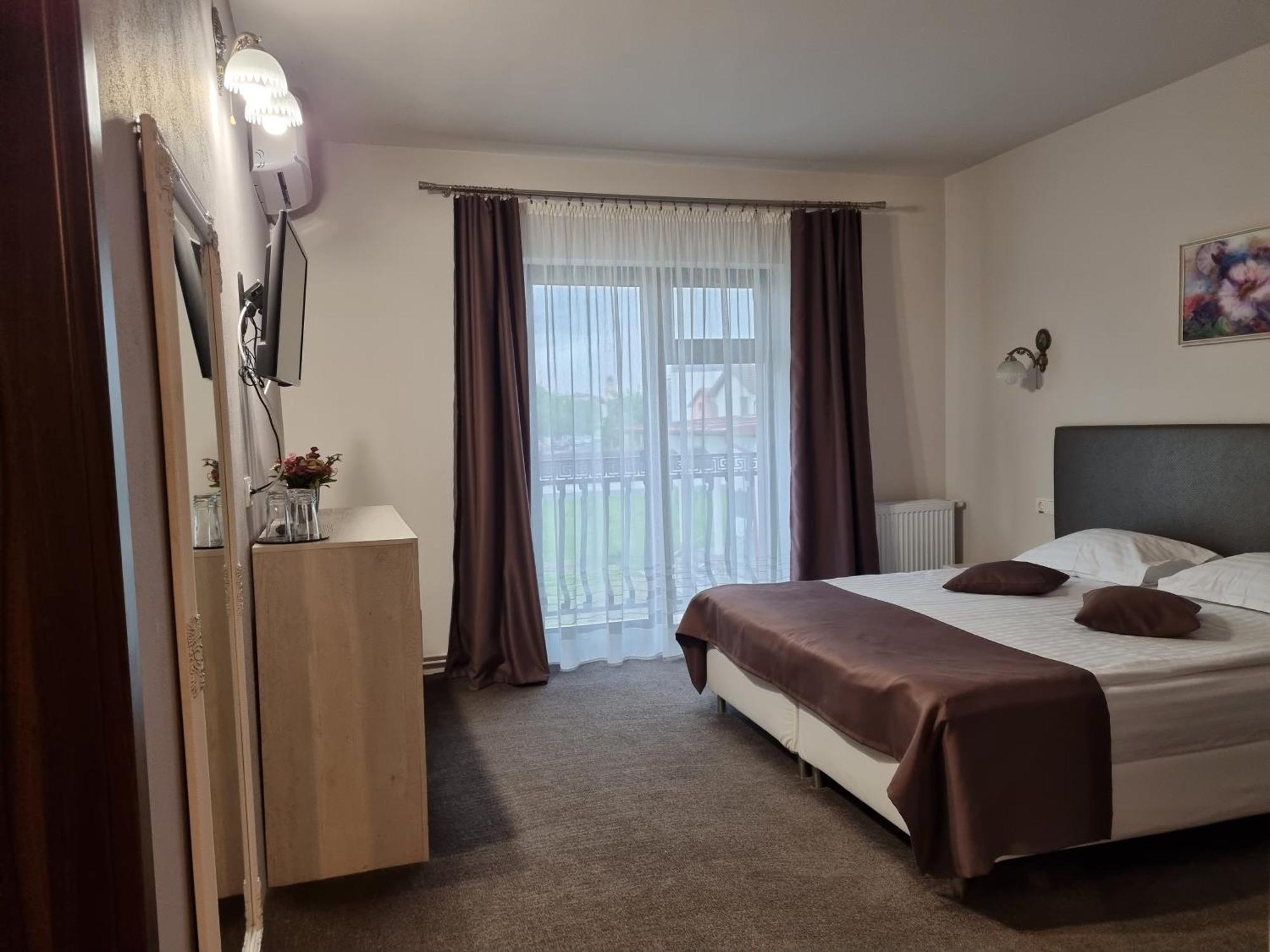 Alba Forum Алба-Юлия Номер фото